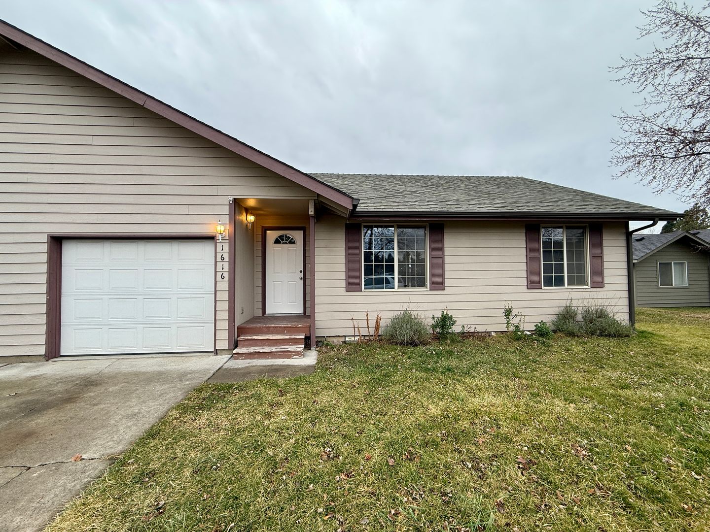 1616 SW Metolius Ave  Unit 1616 - Redmond - Oregon - 2 bed, 2 bath rental property