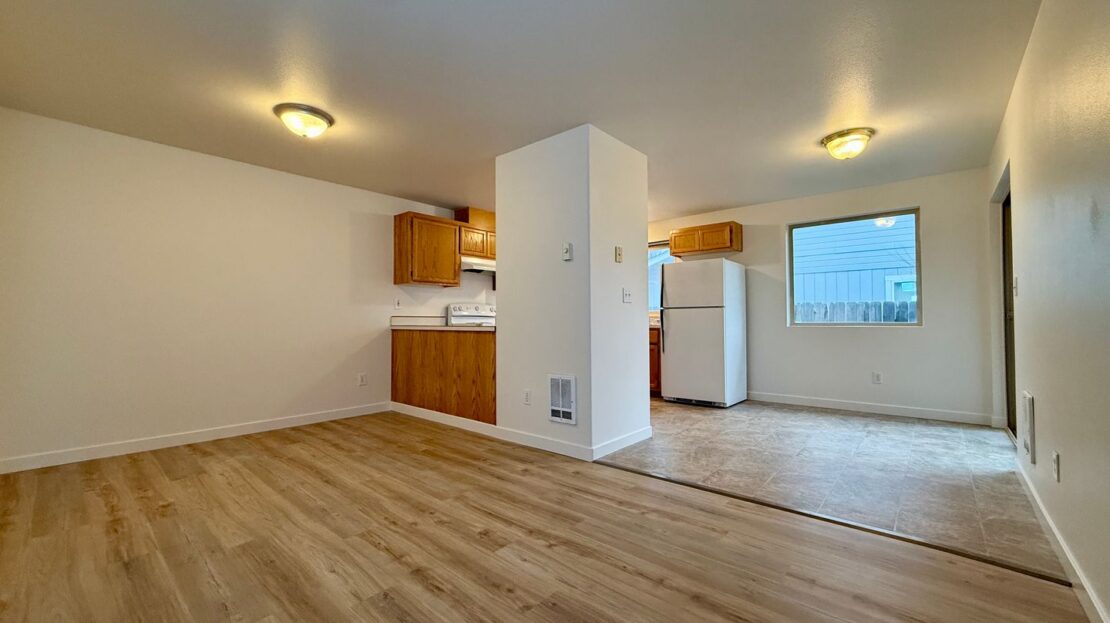 1616 SW Metolius Ave  Unit 1616 - Redmond - Oregon - 2 bed, 2 bath rental property