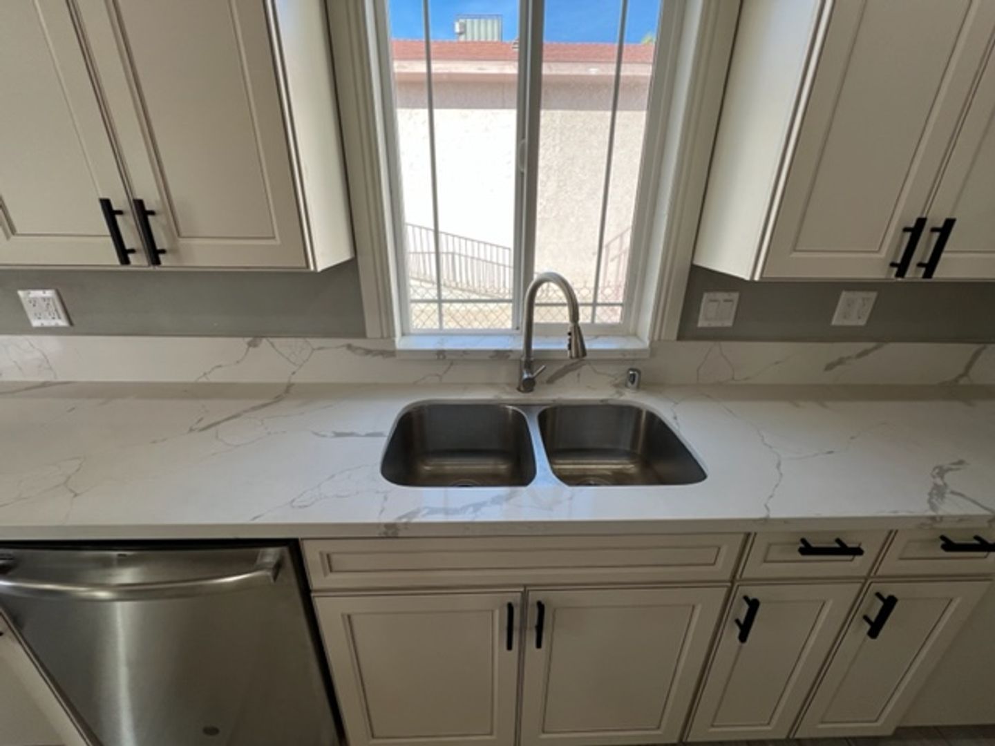 162-164 E. M Street - Colton - California - 3 bed, 1 bath rental property