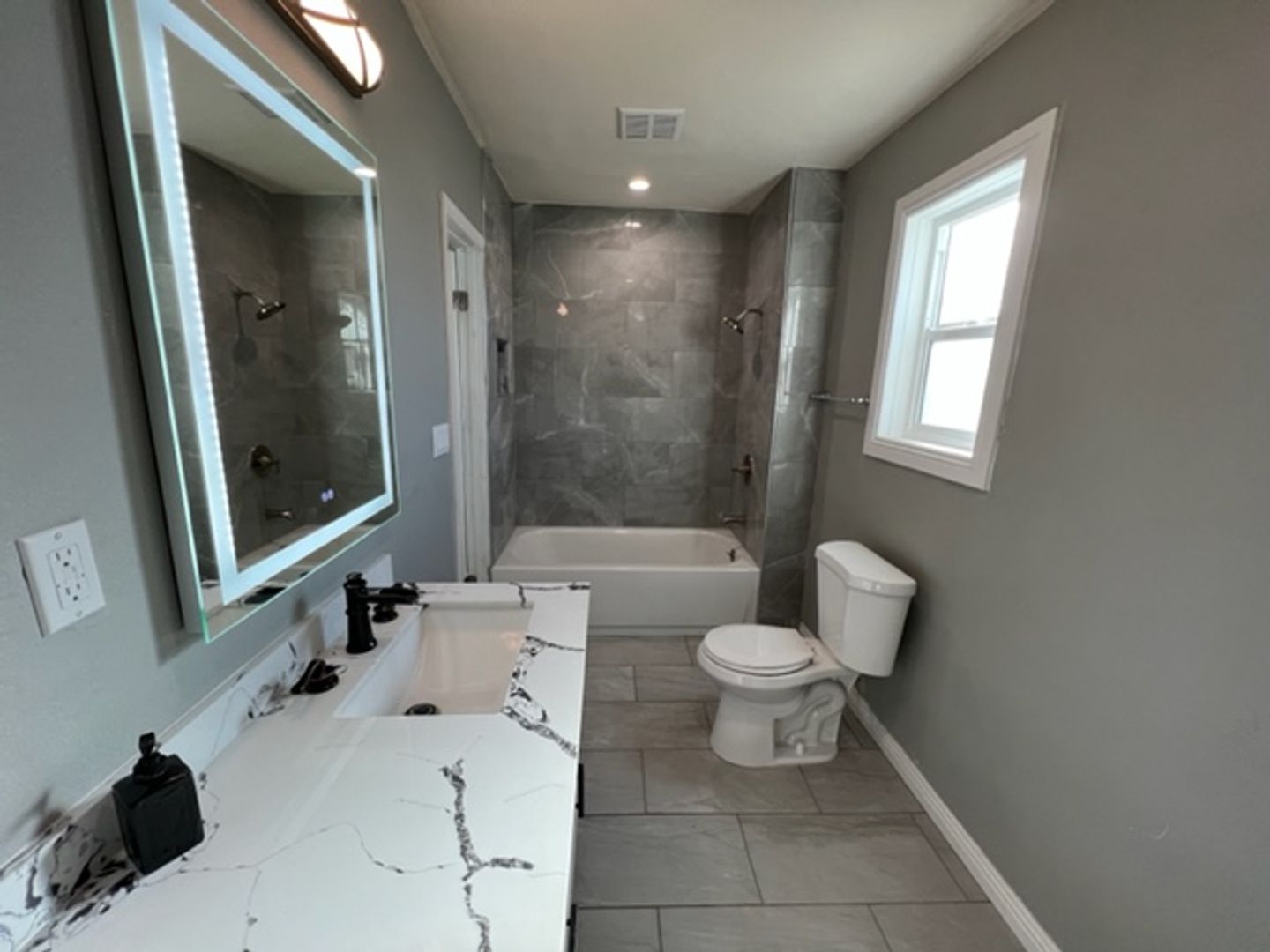 162-164 E. M Street - Colton - California - 3 bed, 1 bath rental property