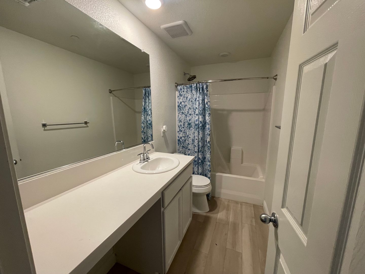 1624 Silvershire Dr - Stockton - California - 3 bed, 3 bath rental property