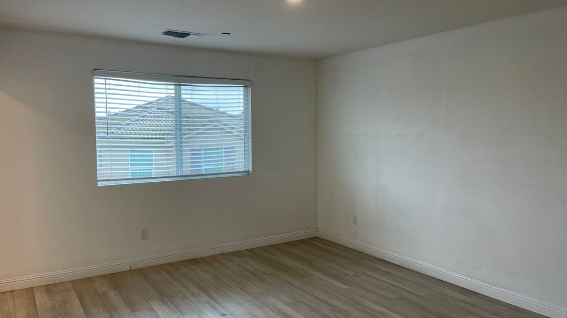 1624 Silvershire Dr - Stockton - California - 3 bed, 3 bath rental property