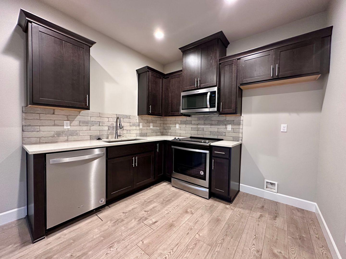 165 NE Overlook Ct   Unit B - Estacada - Oregon - 2 bed, 1 bath rental property