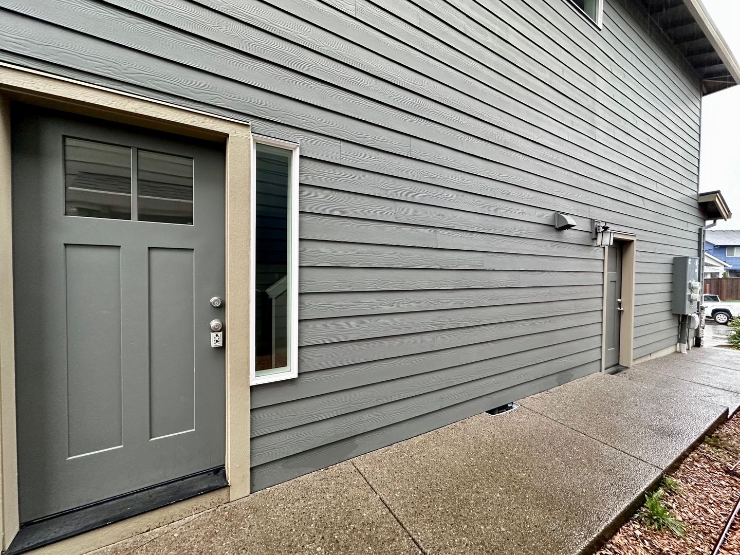 165 NE Overlook Ct   Unit B - Estacada - Oregon - 2 bed, 1 bath rental property