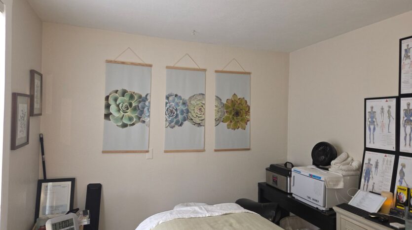 1707 F St.  B (Upper Right) - Bellingham - Washington - 3 bed, 2 bath rental property