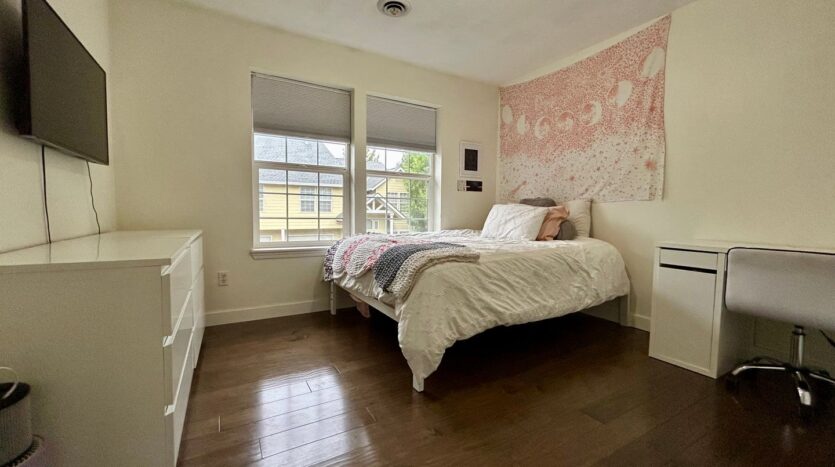 17200 SE 26th Dr - Vancouver - Washington - 3 bed, 2.5 bath rental property