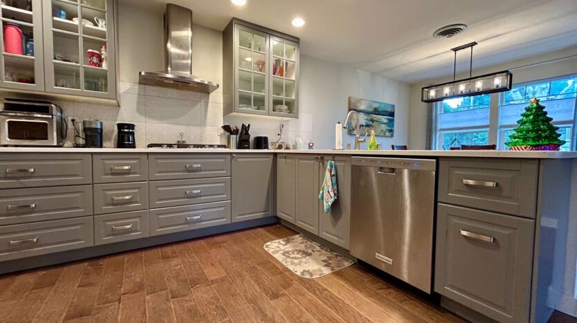 17200 SE 26th Dr - Vancouver - Washington - 3 bed, 2.5 bath rental property