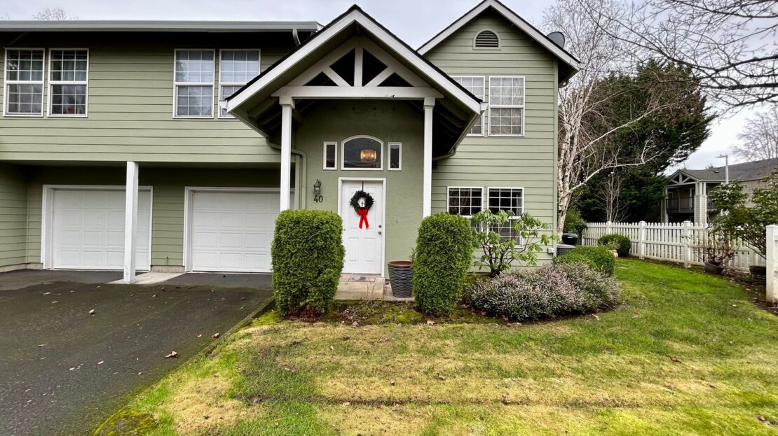 17200 SE 26th Dr - Vancouver - Washington - 3 bed, 2.5 bath rental property