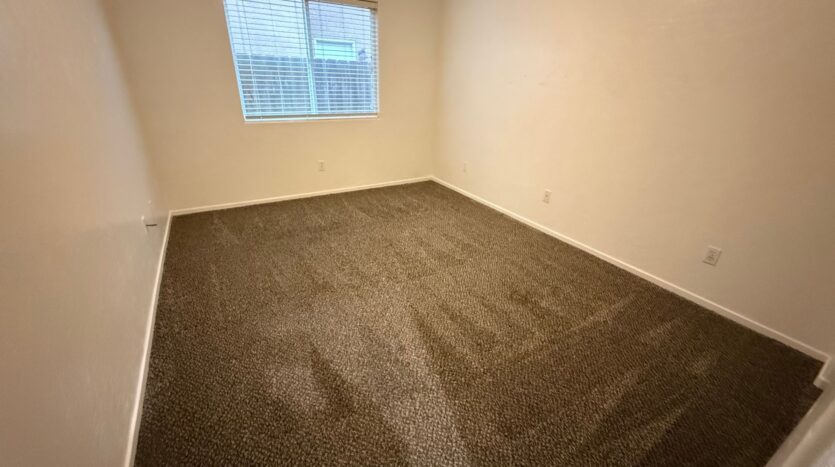 1765 Malvasia Avenue - Tulare - California - 3 bed, 2 bath rental property