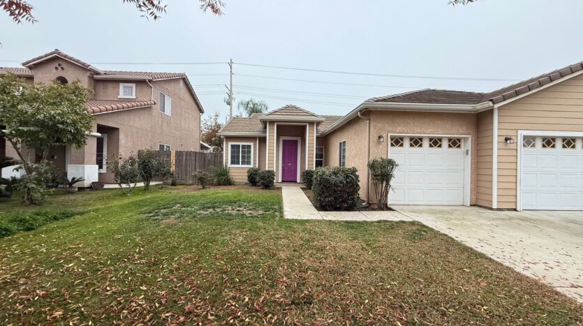 1765 Malvasia Avenue - Tulare - California - 3 bed, 2 bath rental property