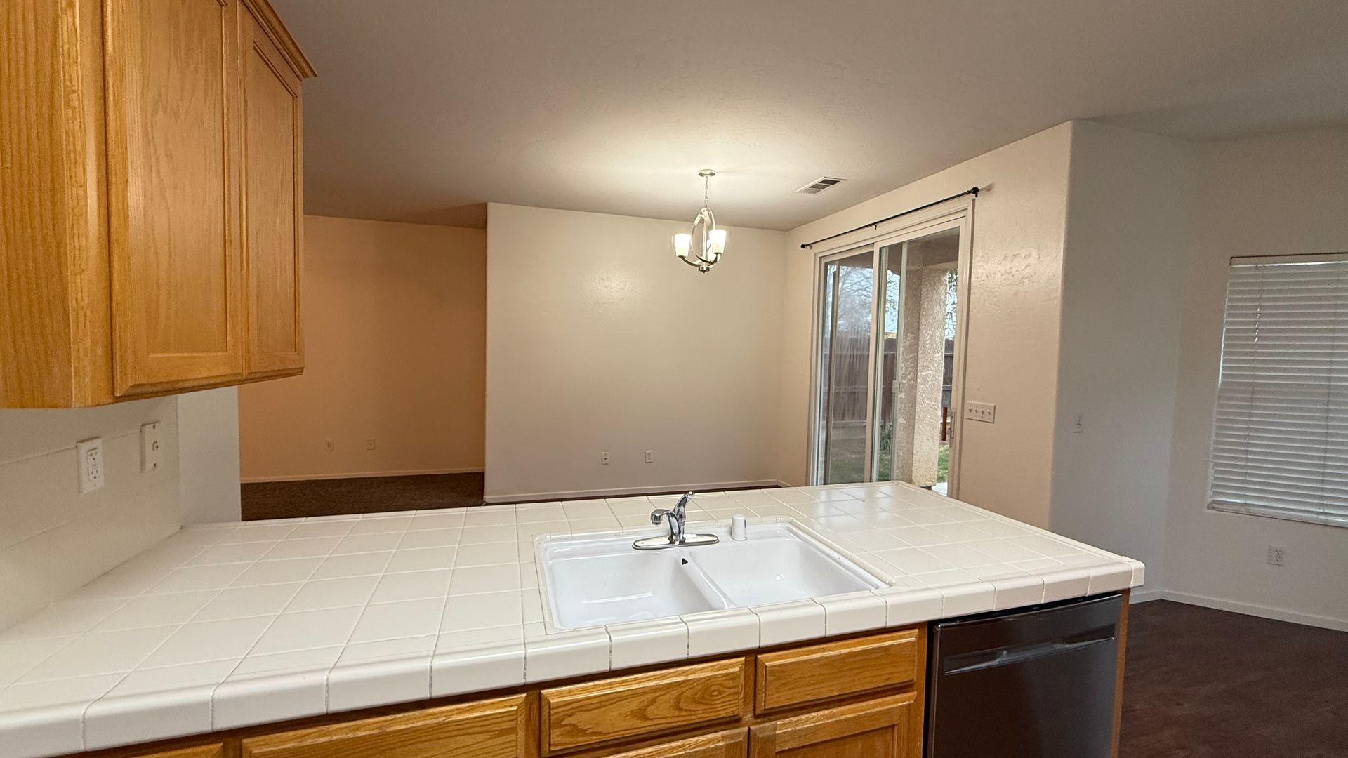 1765 Malvasia Avenue - Tulare - California - 3 bed, 2 bath rental property