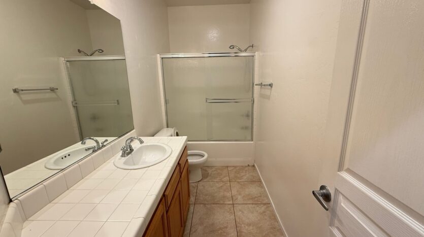 1765 Malvasia Avenue - Tulare - California - 3 bed, 2 bath rental property