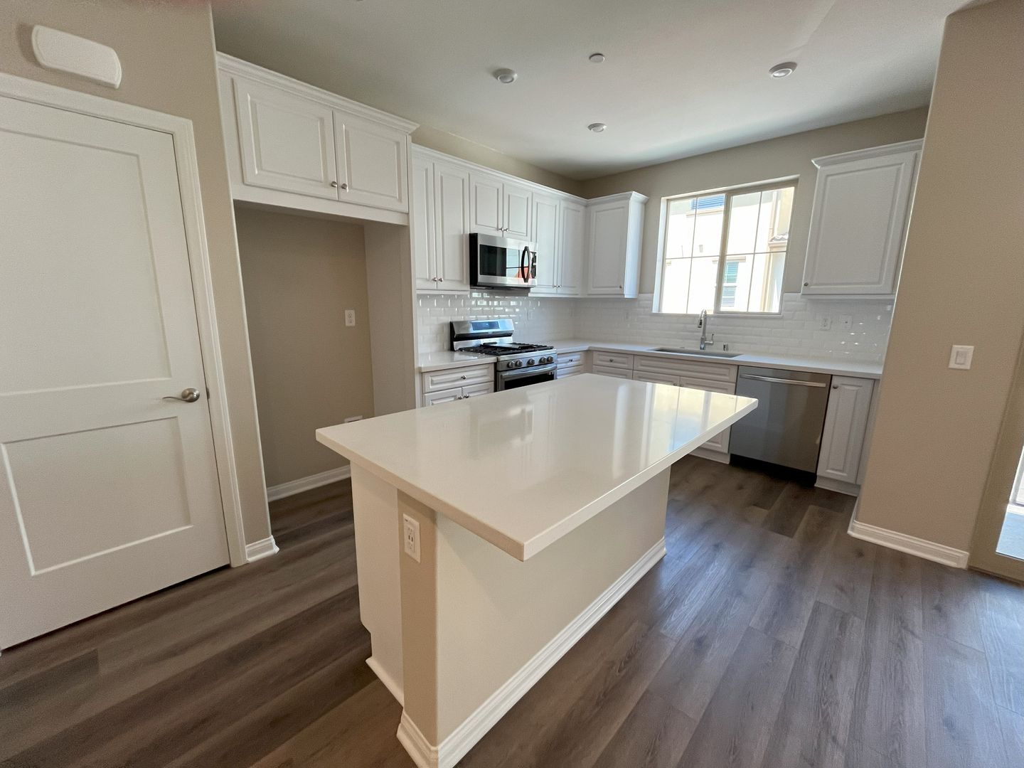 1797 Laurelwood Way  - Oceanside - California - 3 bed, 3 bath rental property