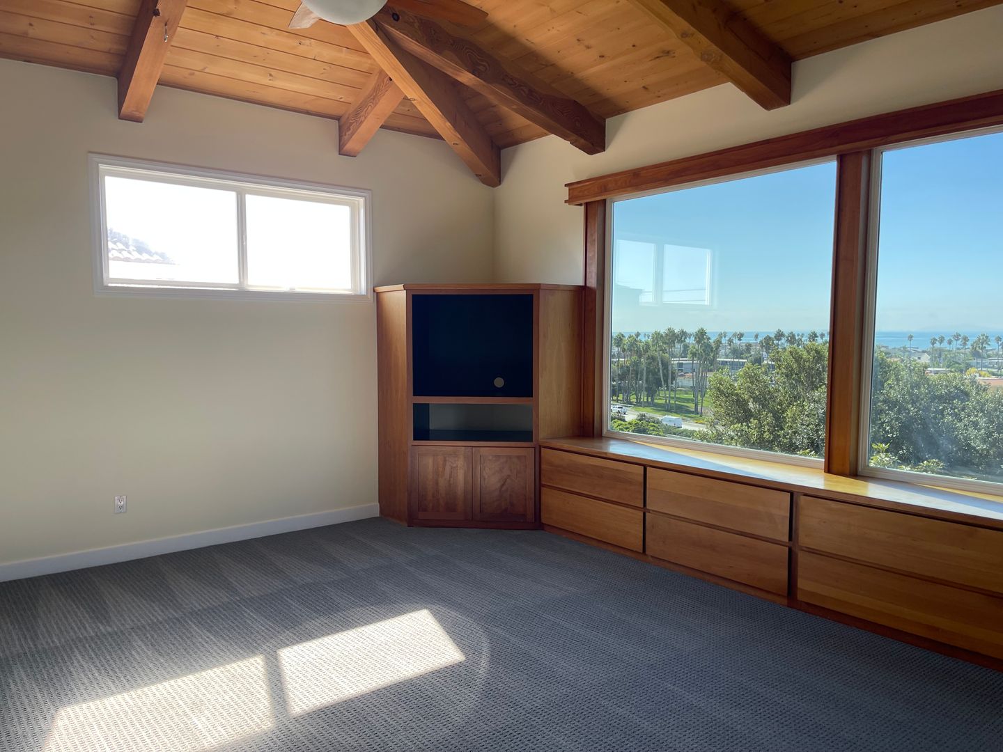 2066 Vista Del Mar - Ventura - California - 4 bed, 3 bath rental property