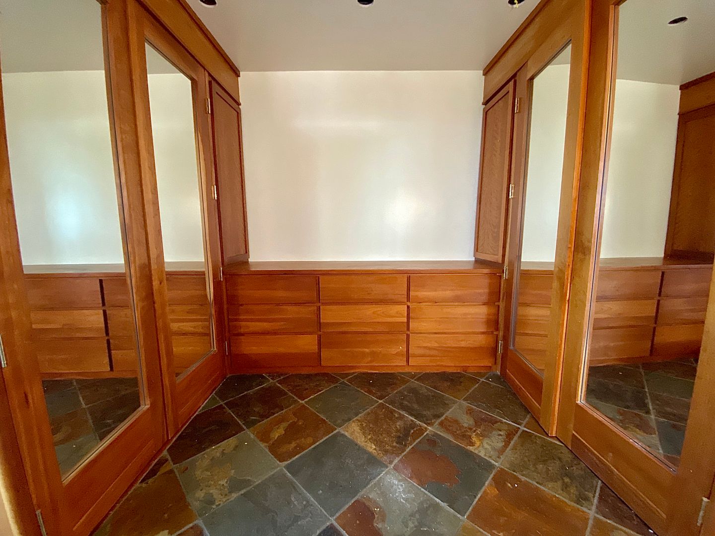 2066 Vista Del Mar - Ventura - California - 4 bed, 3 bath rental property