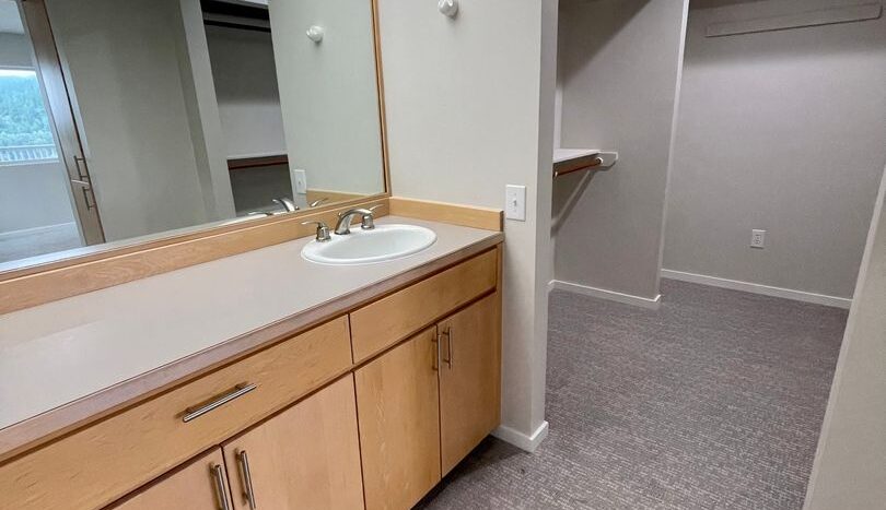 213 Sea Pines Ln. - Bellingham - Washington - 3 bed, 3.5 bath rental property