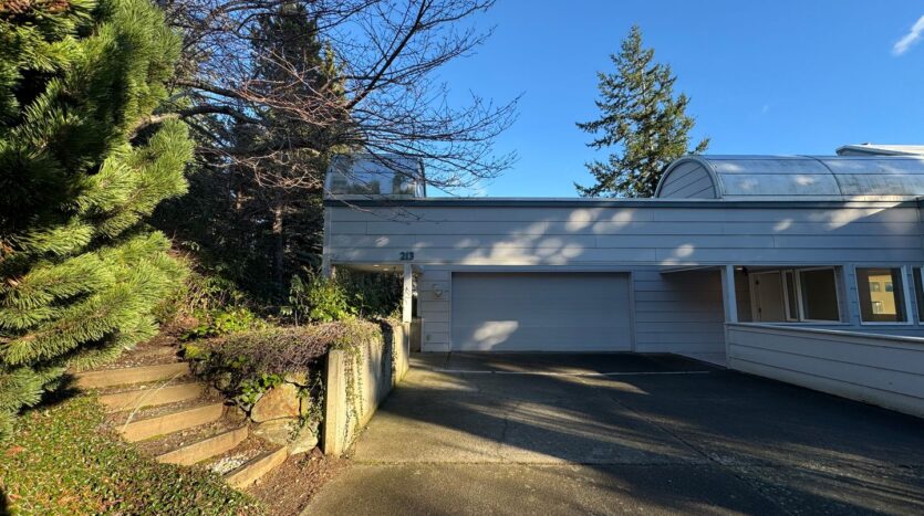 213 Sea Pines Ln. - Bellingham - Washington - 3 bed, 3.5 bath rental property