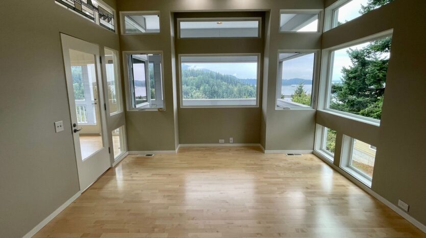 213 Sea Pines Ln. - Bellingham - Washington - 3 bed, 3.5 bath rental property