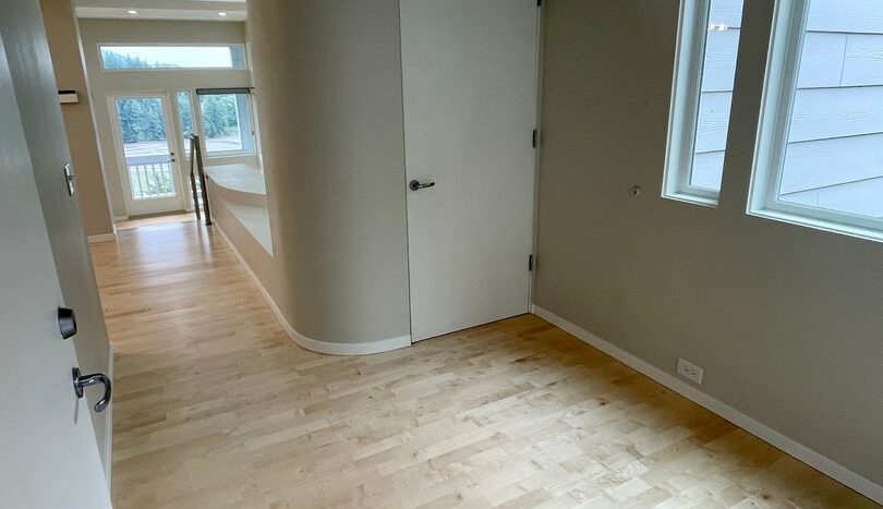 213 Sea Pines Ln. - Bellingham - Washington - 3 bed, 3.5 bath rental property