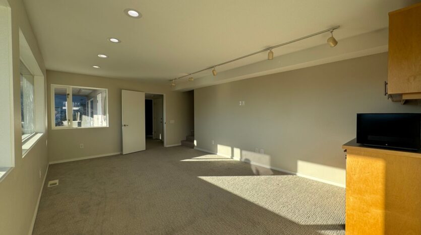 213 Sea Pines Ln. - Bellingham - Washington - 3 bed, 3.5 bath rental property