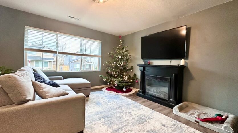 2196 SE 14th Alley - Gresham - Oregon - 3 bed, 2.5 bath rental property