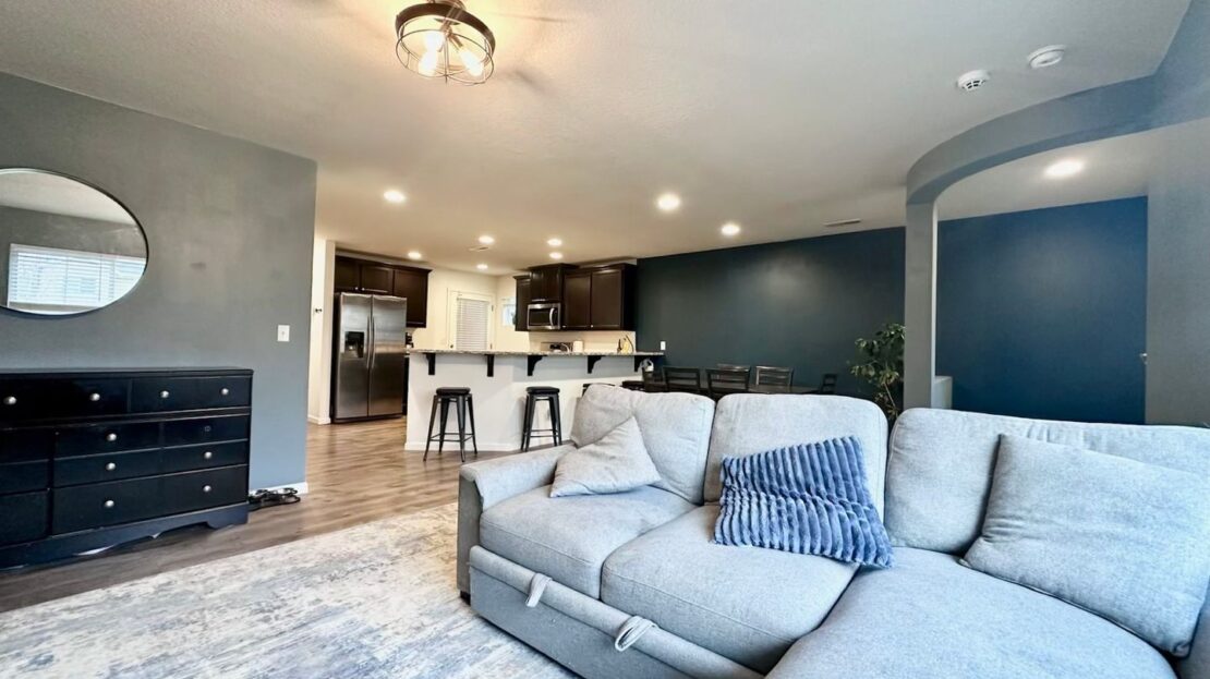 2196 SE 14th Alley - Gresham - Oregon - 3 bed, 2.5 bath rental property