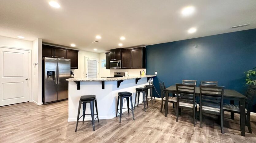 2196 SE 14th Alley - Gresham - Oregon - 3 bed, 2.5 bath rental property