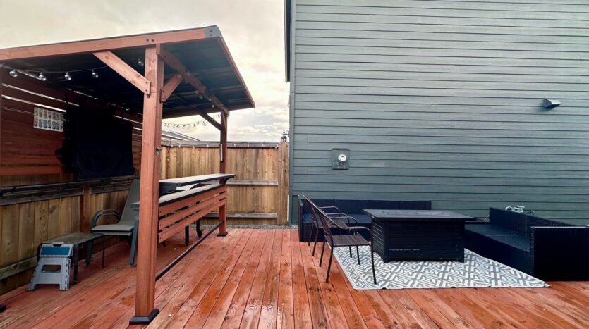 2196 SE 14th Alley - Gresham - Oregon - 3 bed, 2.5 bath rental property