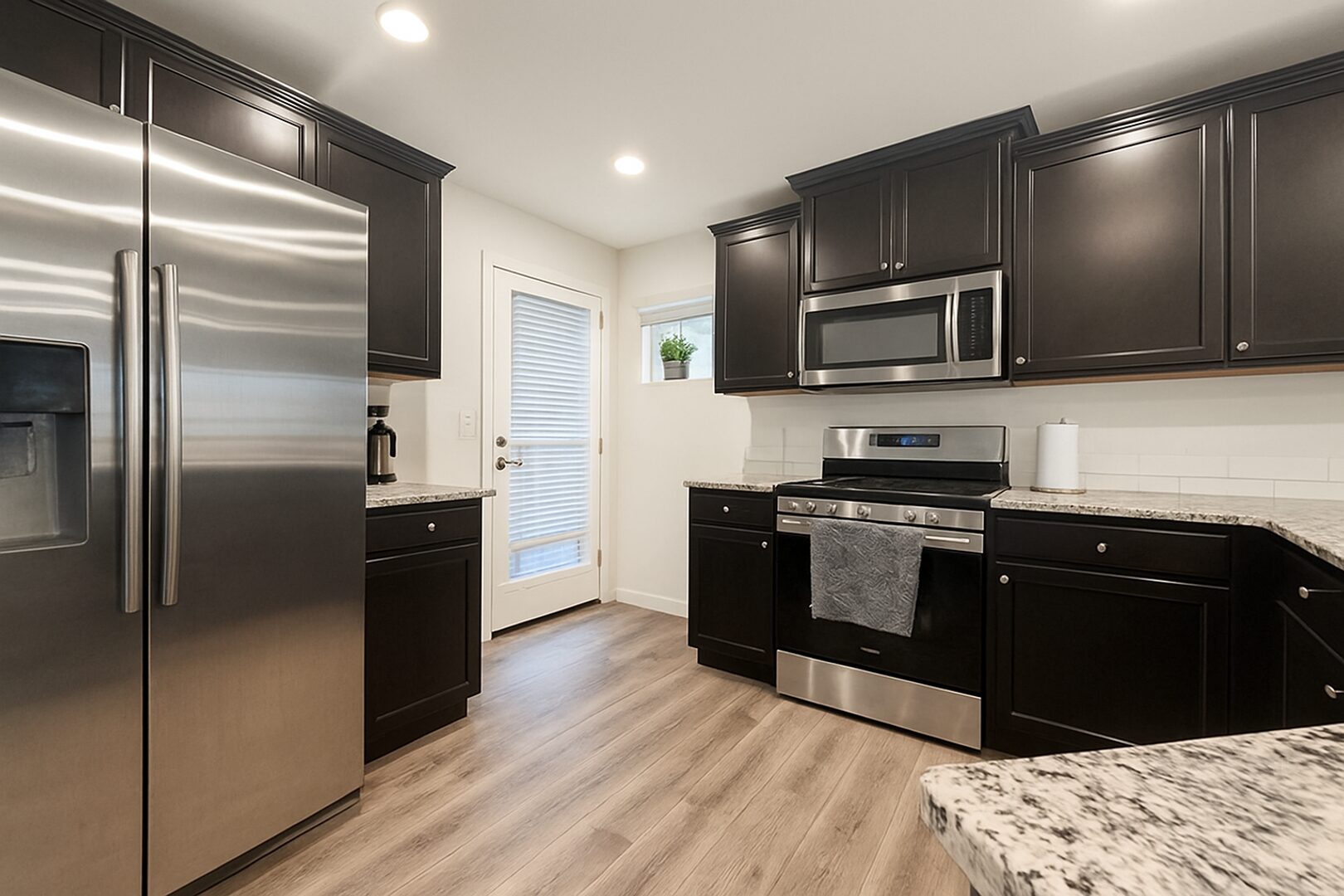 2196 SE 14th Alley - Gresham - Oregon - 3 bed, 2.5 bath rental property