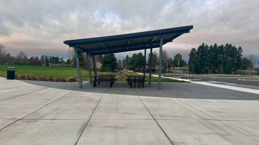 2196 SE 14th Alley - Gresham - Oregon - 3 bed, 2.5 bath rental property