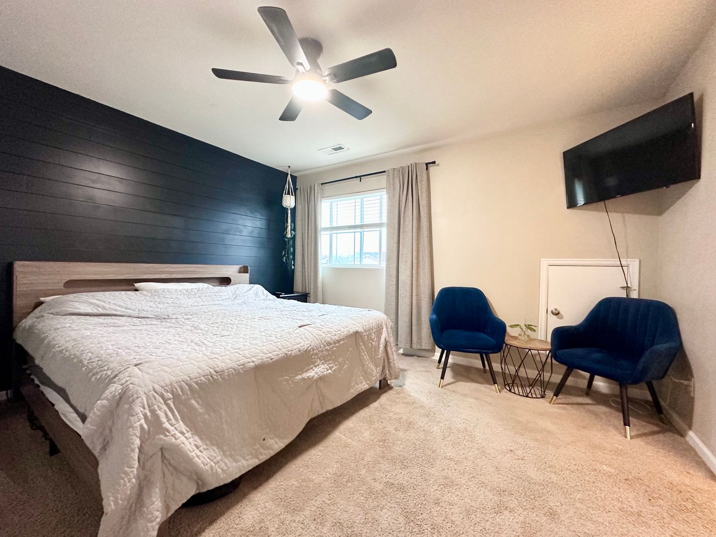 2196 SE 14th Alley - Gresham - Oregon - 3 bed, 2.5 bath rental property