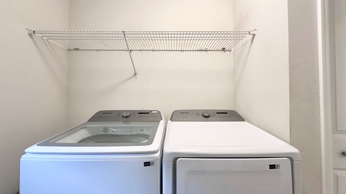 2196 SE 14th Alley - Gresham - Oregon - 3 bed, 2.5 bath rental property