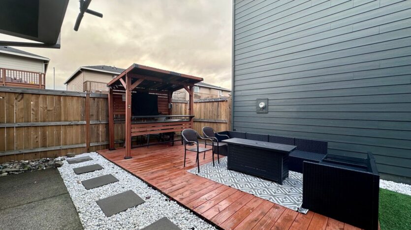2196 SE 14th Alley - Gresham - Oregon - 3 bed, 2.5 bath rental property