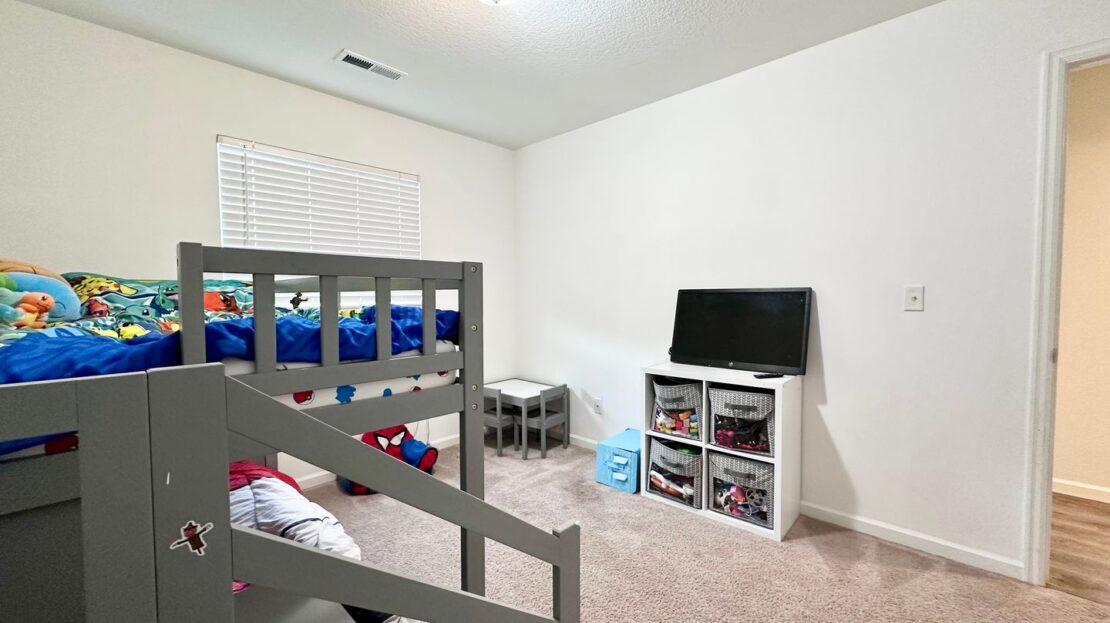 2196 SE 14th Alley - Gresham - Oregon - 3 bed, 2.5 bath rental property