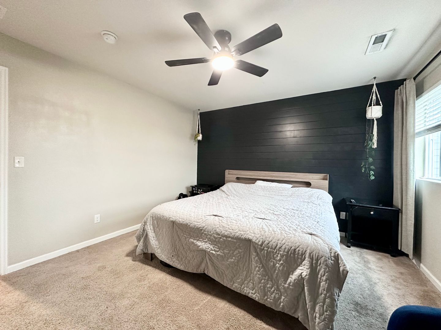 2196 SE 14th Alley - Gresham - Oregon - 3 bed, 2.5 bath rental property