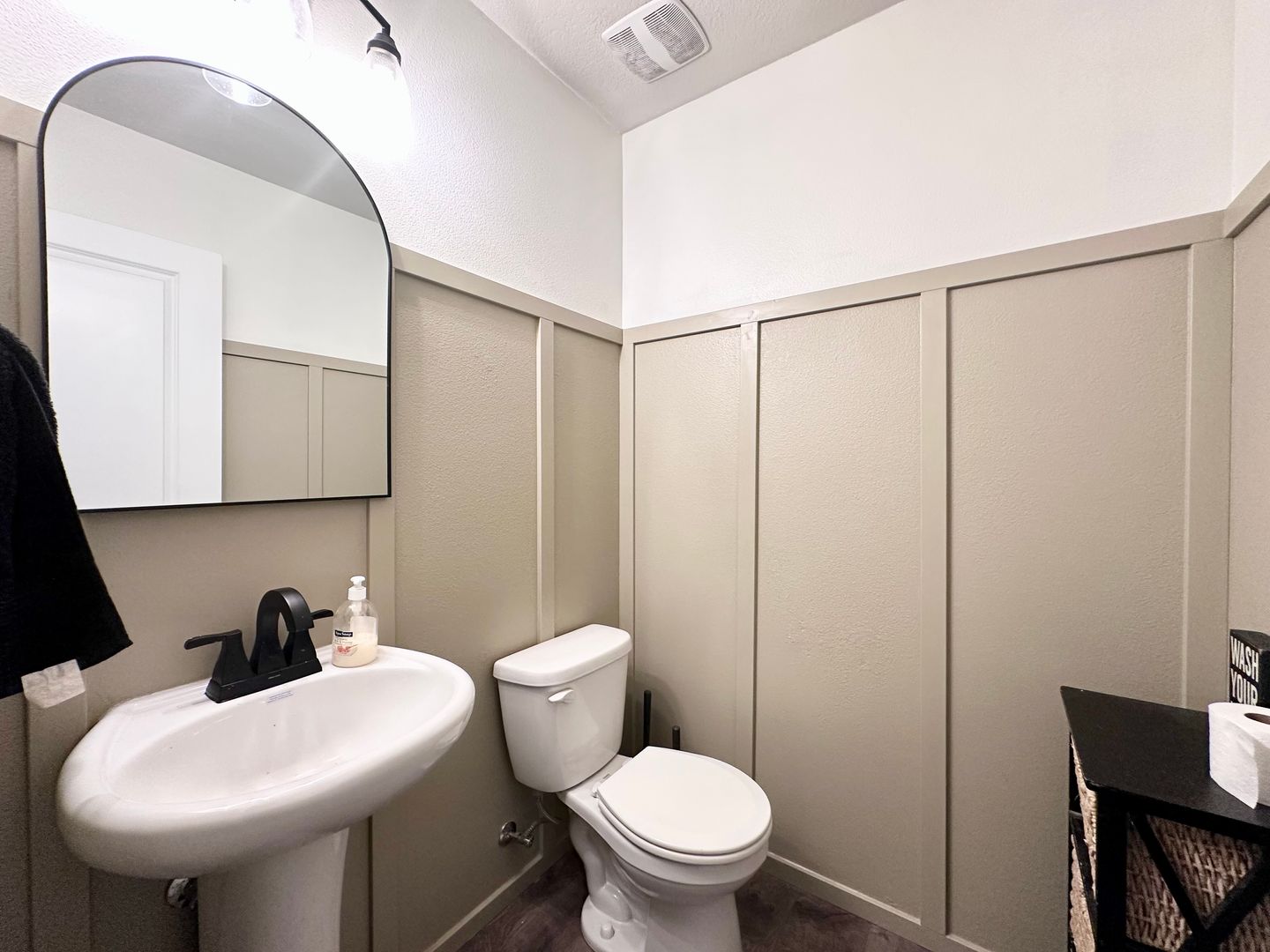 2196 SE 14th Alley - Gresham - Oregon - 3 bed, 2.5 bath rental property