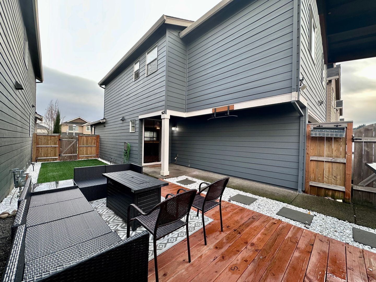2196 SE 14th Alley - Gresham - Oregon - 3 bed, 2.5 bath rental property