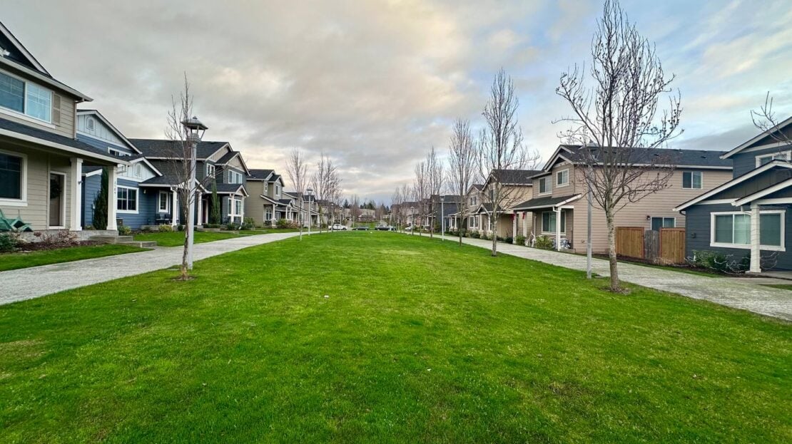 2196 SE 14th Alley - Gresham - Oregon - 3 bed, 2.5 bath rental property