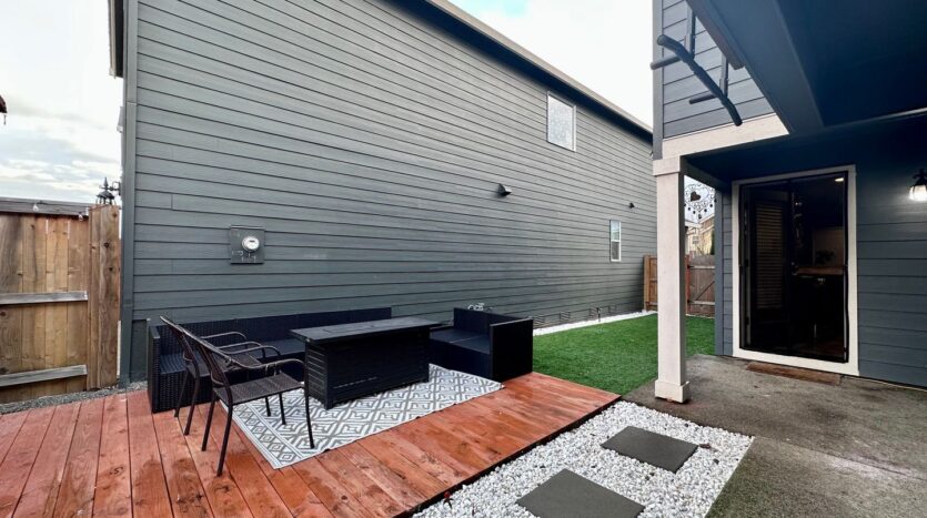 2196 SE 14th Alley - Gresham - Oregon - 3 bed, 2.5 bath rental property