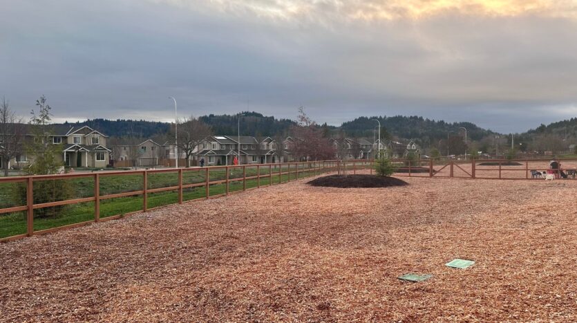 2196 SE 14th Alley - Gresham - Oregon - 3 bed, 2.5 bath rental property