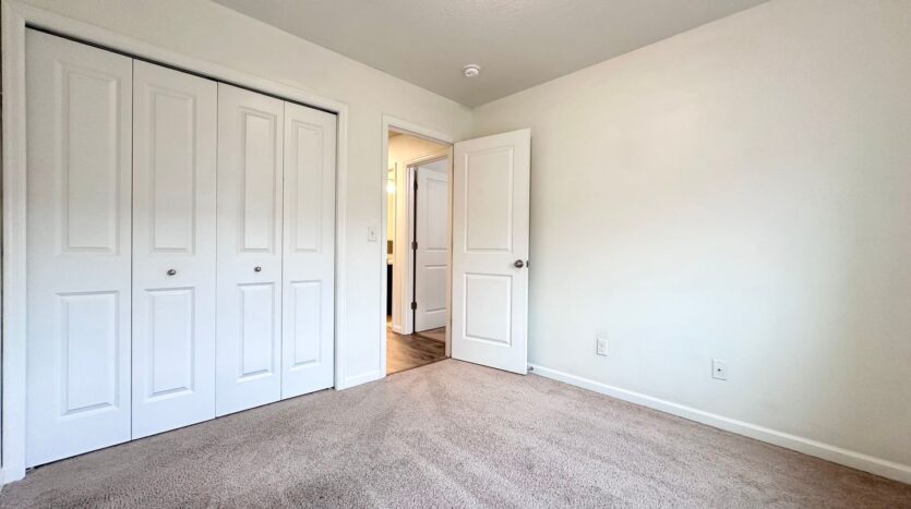 2196 SE 14th Alley - Gresham - Oregon - 3 bed, 2.5 bath rental property