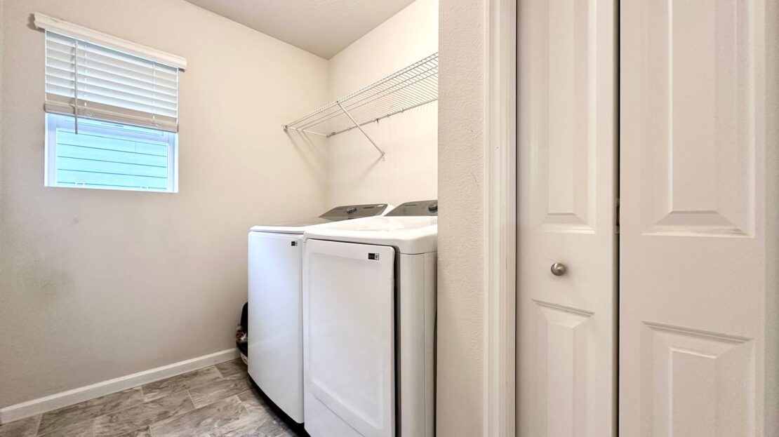 2196 SE 14th Alley - Gresham - Oregon - 3 bed, 2.5 bath rental property