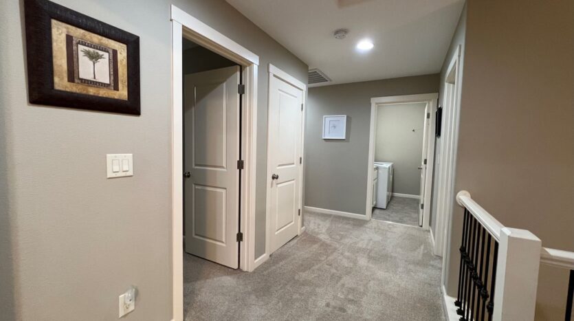 2205 SE Cochran Drive - Gresham - Oregon - 4 bed, 2.5 bath rental property