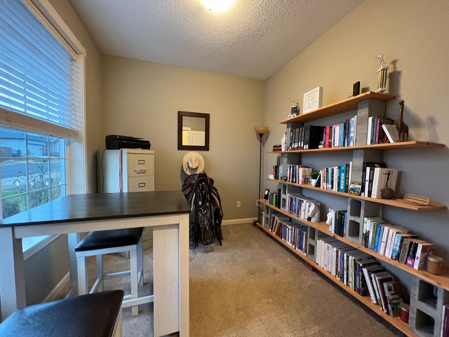 2205 SE Cochran Drive - Gresham - Oregon - 4 bed, 2.5 bath rental property