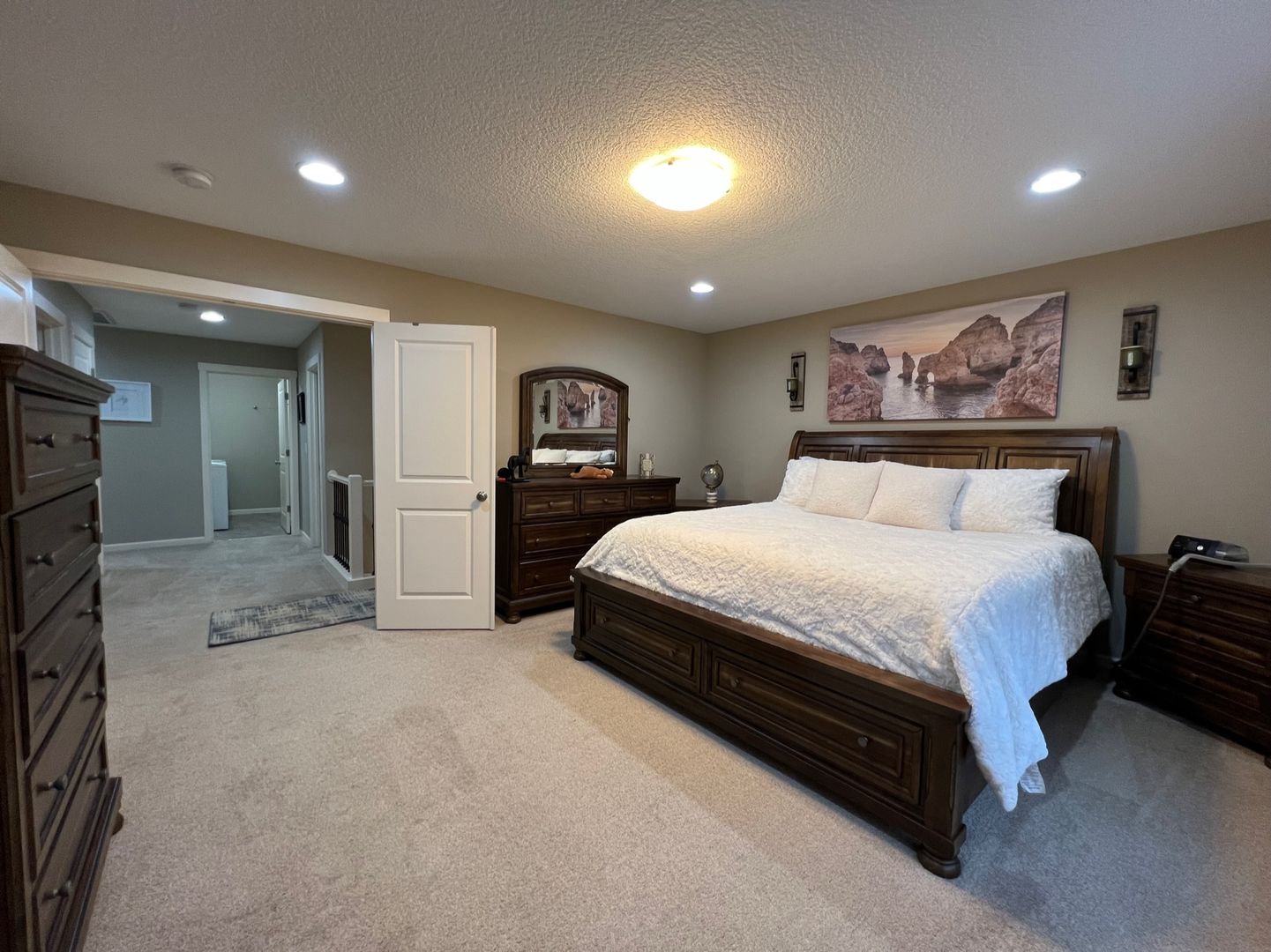 2205 SE Cochran Drive - Gresham - Oregon - 4 bed, 2.5 bath rental property