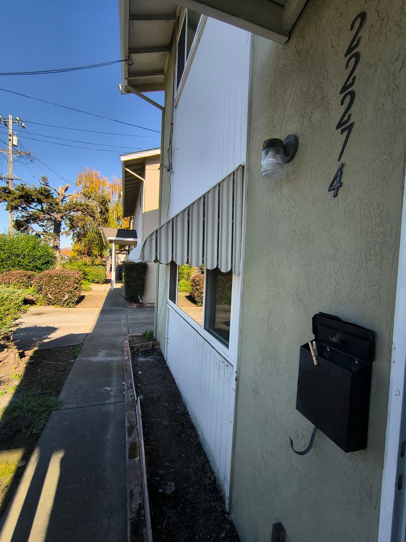 22274 N. Sixth St - Castro Valley - California - 2 bed, 1.5 bath rental property
