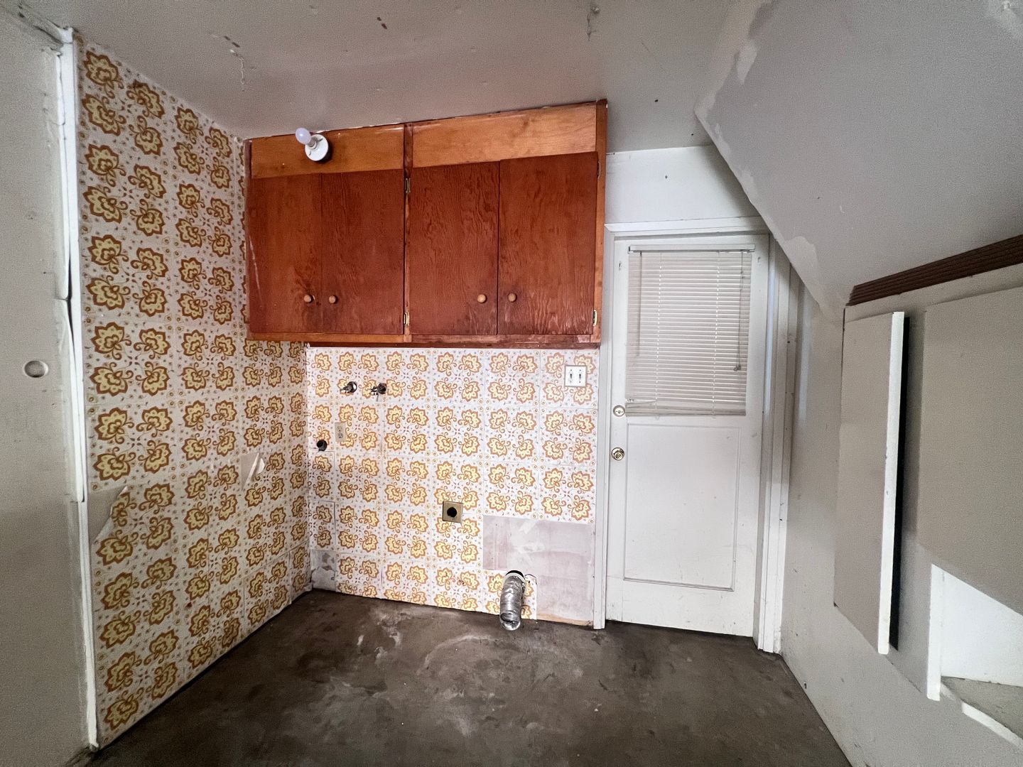 22274 N. Sixth St - Castro Valley - California - 2 bed, 1.5 bath rental property