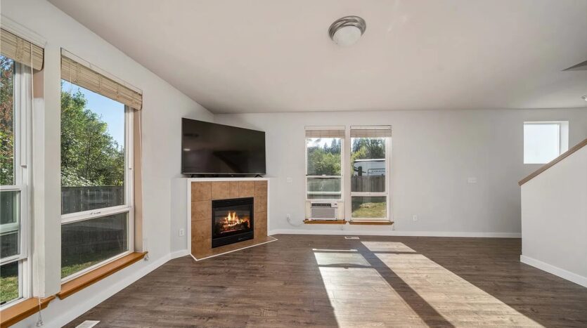 2304 190th St E  - Tacoma - Washington - 3 bed, 2.5 bath rental property