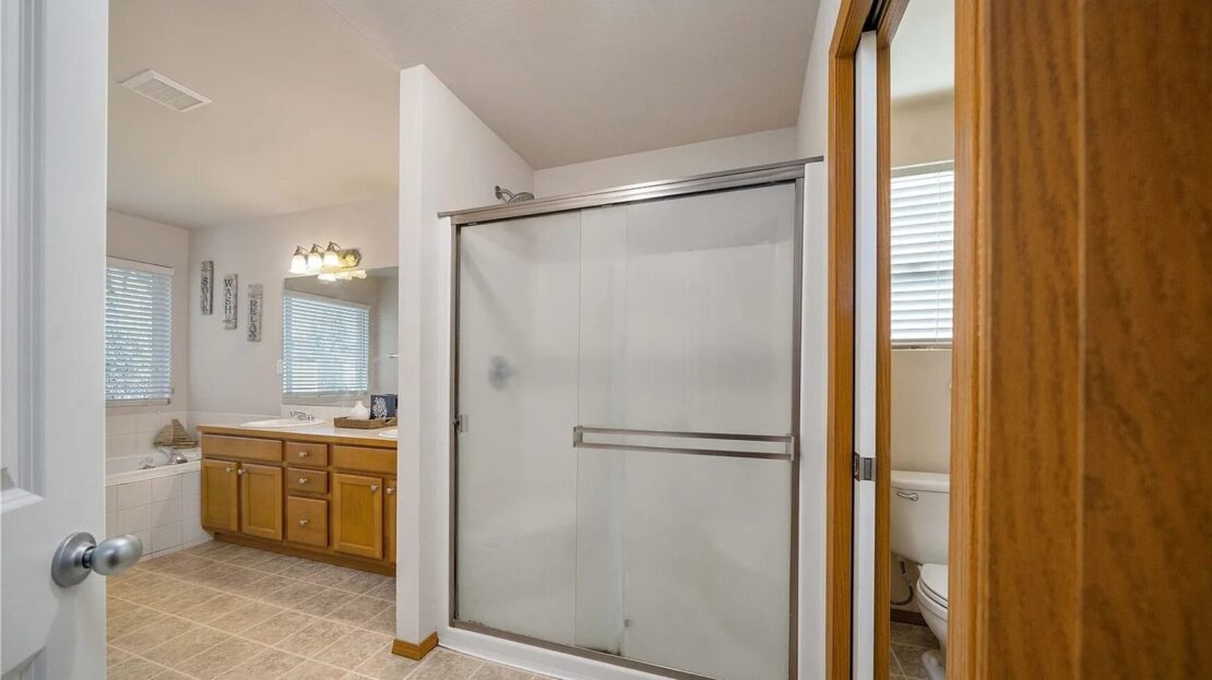 2304 190th St E  - Tacoma - Washington - 3 bed, 2.5 bath rental property