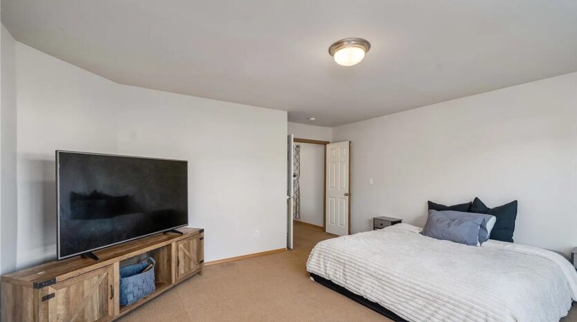 2304 190th St E  - Tacoma - Washington - 3 bed, 2.5 bath rental property